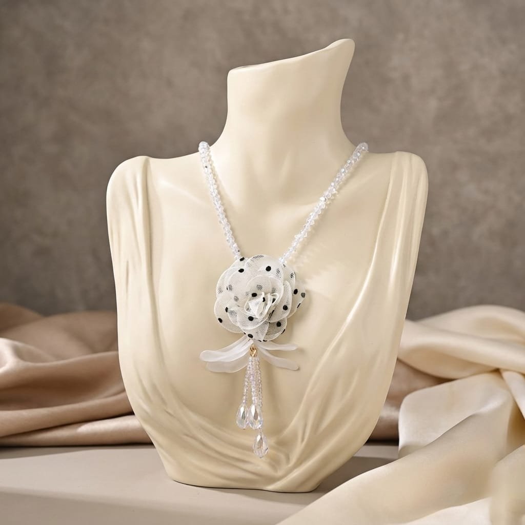 WhatsApp Image 2026-01-11 at 8.34.55 PM (3) Stylish Minimal Bead Necklace