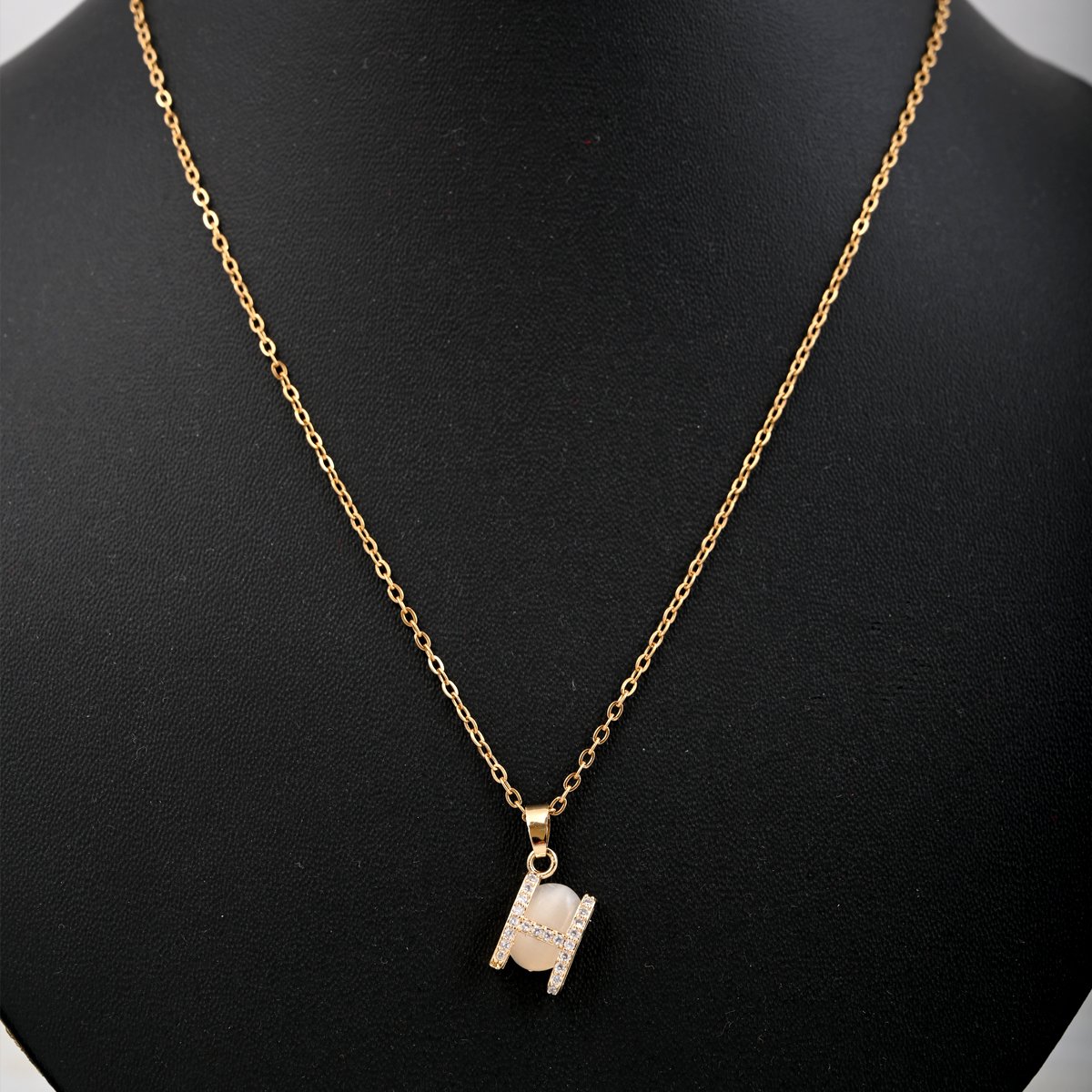 22 Golden Anti-Tarnish Chain Pendant